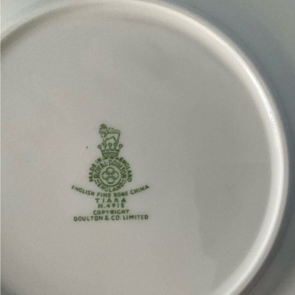 Set of Royal Doulton Bread Plate Tiara 6.5” English Fine Bone China - Picture 2 of 7